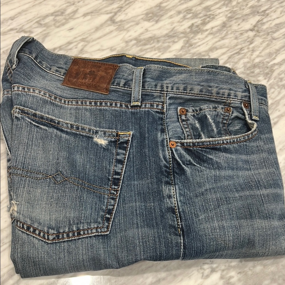 Lucky Brand Blue Relaxed Jeans with Vintage Wash